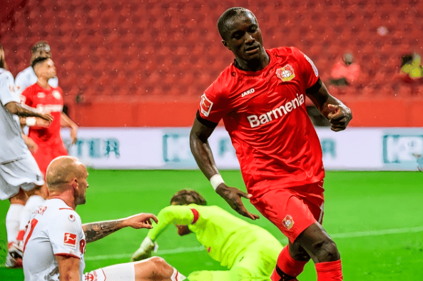 赛后勒沃库森再遭质疑：德甲节点到来；媒体盛赞；数据趋势出现新变化的简单介绍-manbetx投注